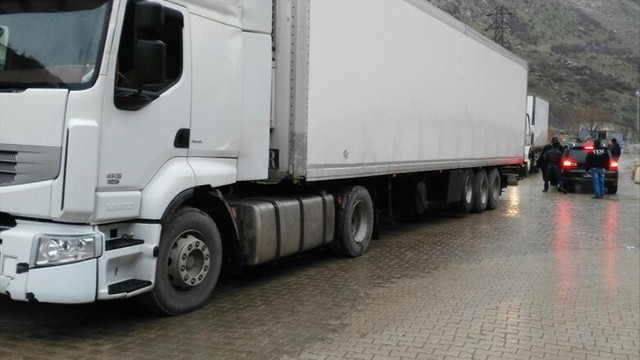 Hakkari'de 101 bin 500 paket kaçak sigara ele geçirildi