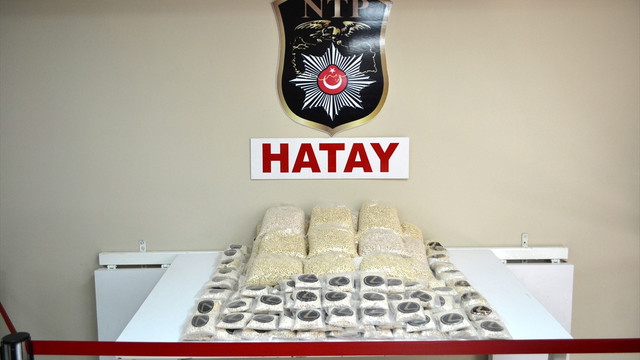 Hatayda 427 bin uyuşturucu hap ele geçirildi
