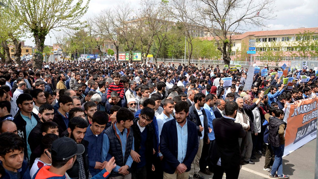 HDK LGBTİ Meclisinin paneline tepki