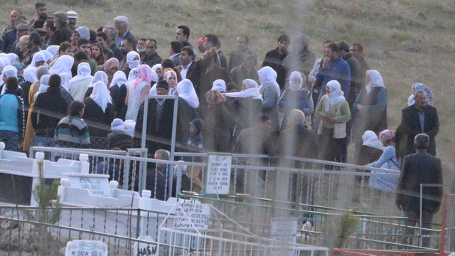 HDP Milletvekili Taşdemir, terörist cenazesinde