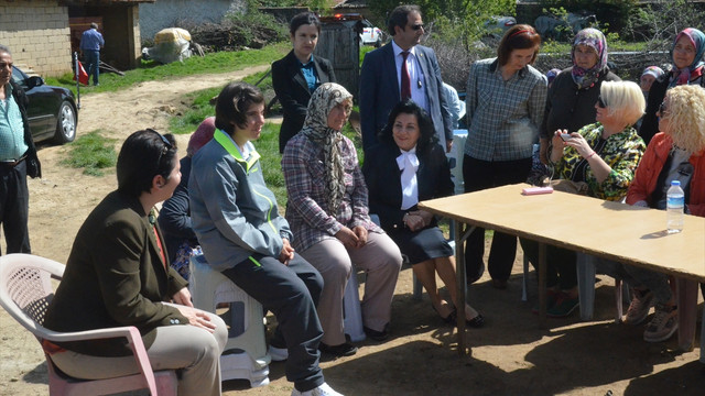 Kırklareli'nde ihtiyaç sahibi aile yeni evine kavuştu