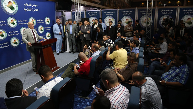 Irak Meclis Başkanı Cuburi'nin görevden alınması