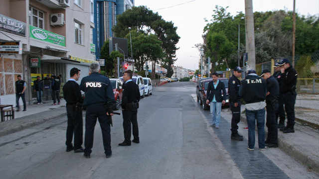 İzmir ve Manisada terör operasyonu: 7 gözaltı