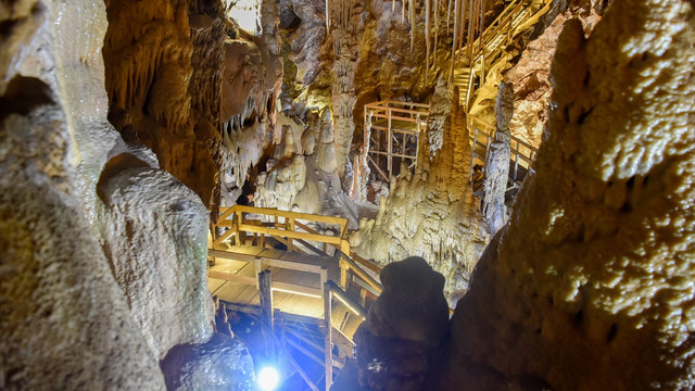 Karaca Mağarası ziyaretçilerini bekliyor