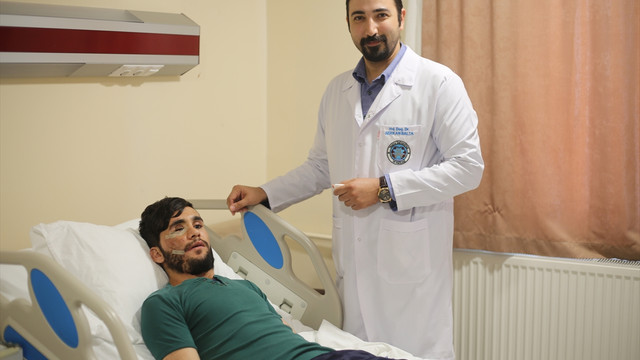 Kendi dokusundan yapılan yüzle hayat buldu