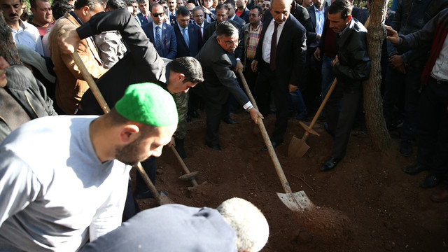 Kilis'e 2 roket mermisi düşmesi