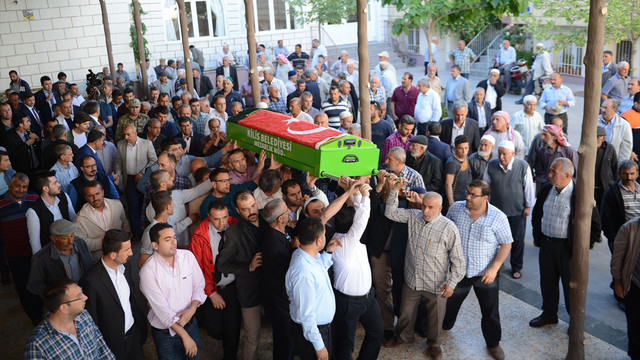 Kilis'e 3 roket mermisi düşmesi