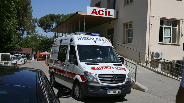 Kimyasal maddeden etkilenen 9 işçi hastaneye kaldırıldı