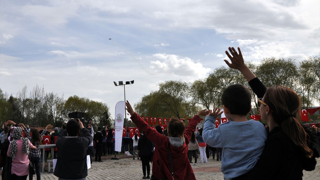 Kırıkkale'de SOLOTÜRK'ün gösterisine yoğun ilgi