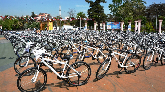 Kocaeli'de Haydi Bisikletle Okula Projesi