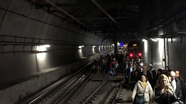 Marmaray raydan çıktı