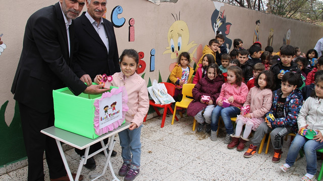 Minik öğrencilerden Bayırbucak Türkmenlerine destek