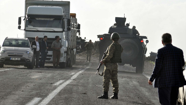 Muşta zırhlı polis aracına bombalı tuzak: 1 polis şehit 2 yaralı