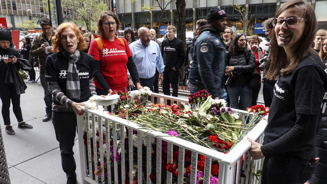 New York’ta “aşı” eylemi