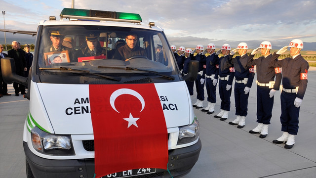 Şehit Yüzbaşı Kalemin cenazesi Amasyaya getirildi