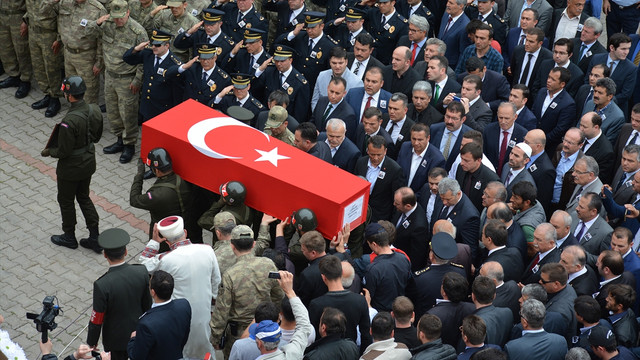 Şehit Uzman Çavuş Süleyman Kul Giresunda toprağa verildi