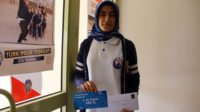 Lise öğrencisinden örnek davranış