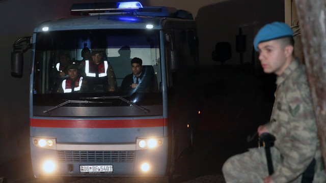 GÜNCELLEME 4 - Özgecan'ın katillerine yapılan silahlı saldırı