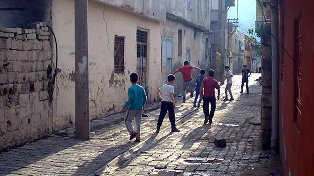 Patlayıcı infilak etti: 1 çocuk yaralı