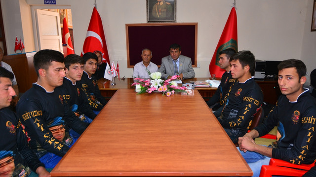 Askerlerinden şehit yüzbaşıya vefa