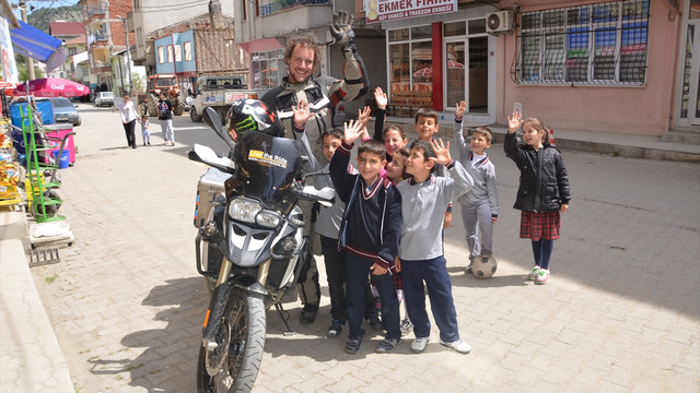 Tayland'dan Hollanda'ya motosiklet yolculuğu