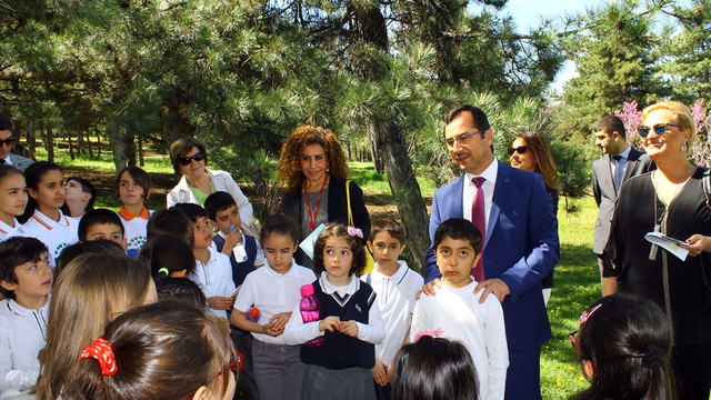 TBMM Parkı'ndaki biyolojik çeşitlilik öğrencilere tanıtılıyor