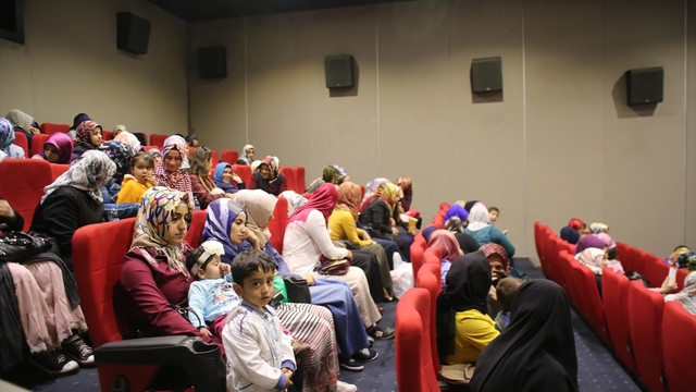 Terör mağduru çocuklar ve anneleri sinemayla tanıştı