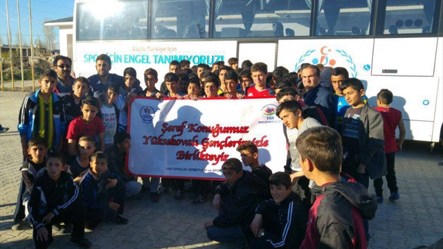 Terör mağduru öğrenciler için futbol turnuvası