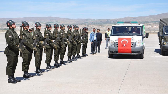 Mardinde şehit askerler için tören düzenlendi