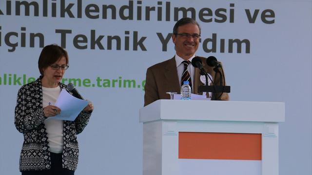 Türkiye'de ilk Elektronik Küpeleme İşlemi Erzurum'da yapıldı