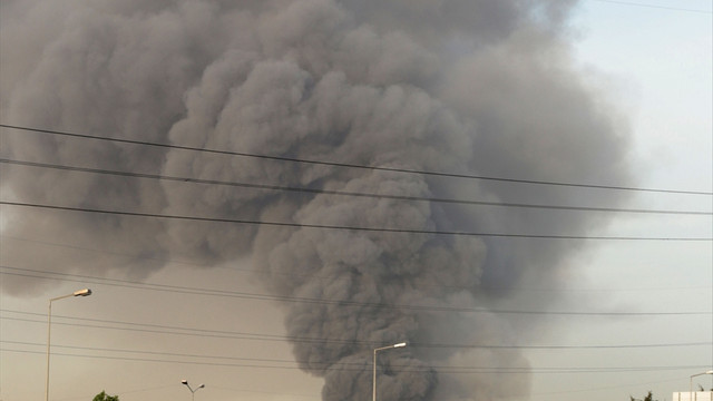 Ümraniyede gıda deposunda yangın