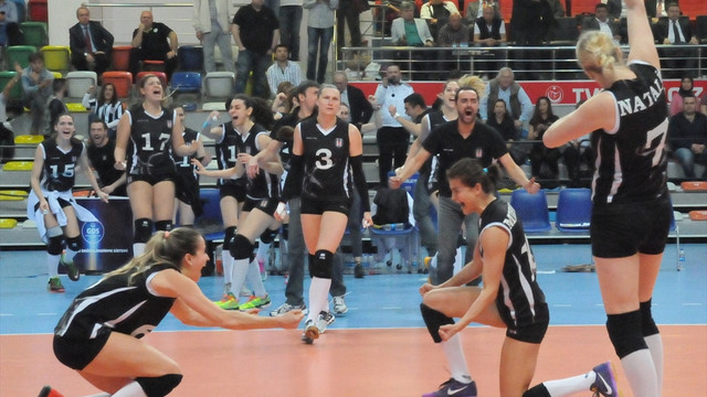 Voleybol: Bayanlar 2. Lig Final Grubu