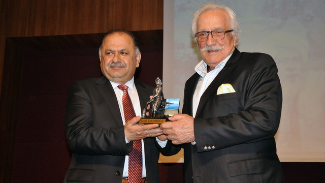 Yavuz Bahadıroğlu ile Tarihe Yazılanlar söyleşisi