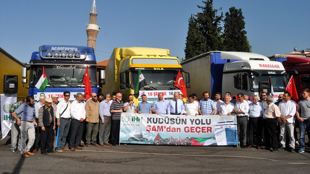 10 Mavi Marmara şehidi için Suriye'ye 10 tır yardım