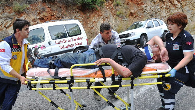 150 metrelik uçurumda kurtarma operasyonu