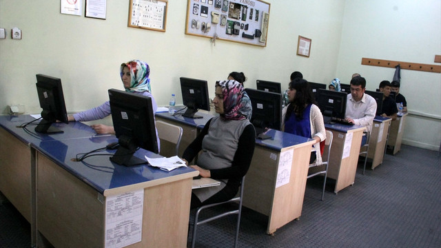 20 katip kadrosu için bin 210 kişi başvurdu