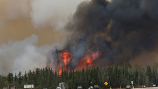 Kanadada çıkan yangın konrol altına alınamıyor!