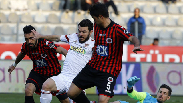 Medicana Sivasspor: 2 - Gençlerbirliği: 1 (Maç sonucu)