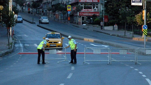 İstanbulda yarın bazı yollar trafiğe kapatılacak