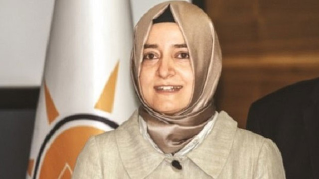 Yeni aile bakanı Fatma Betül Sayan Kaya internette en çok aranan isim oldu