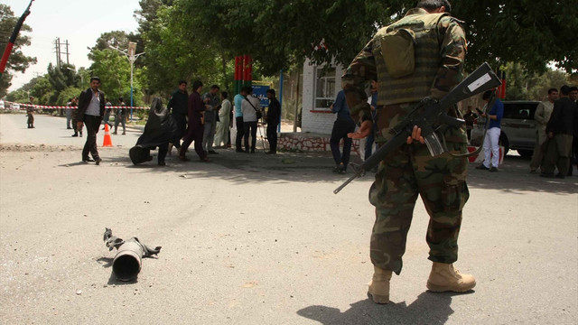 Afganistan'da valilik binasına saldırı