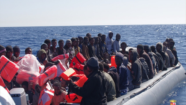 Akdeniz’de sığınmacı geçişleri