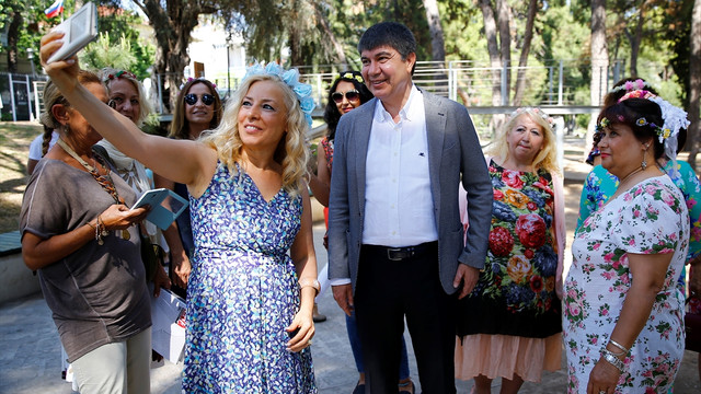 Antalyalı kadınlar çiçek açıyor