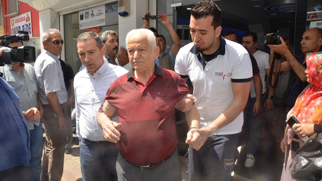 Asansör, bakım sonrası kontrol edilirken düştü