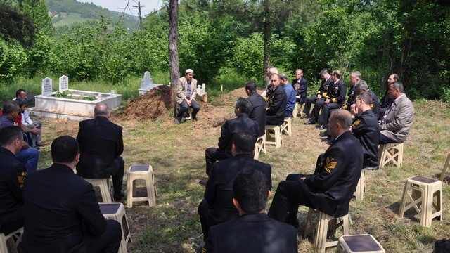 Atatürk'ün naaşı başında nöbet tutan askerin vefat etmesi