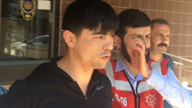 Başına silah dayayan şüphelinin, ikna edilerek gözaltına alınması