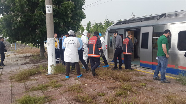 Başkentte trenin çarptığı kişi öldü