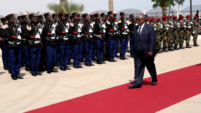 Cibuti Devlet Başkanı Guelleh, yemin etti