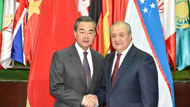 Çin Dışişleri Bakanı Vang, Özbekistan'da