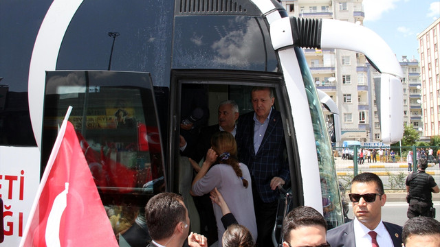 Cumhurbaşkanı Erdoğan, Diyarbakır'a geldi